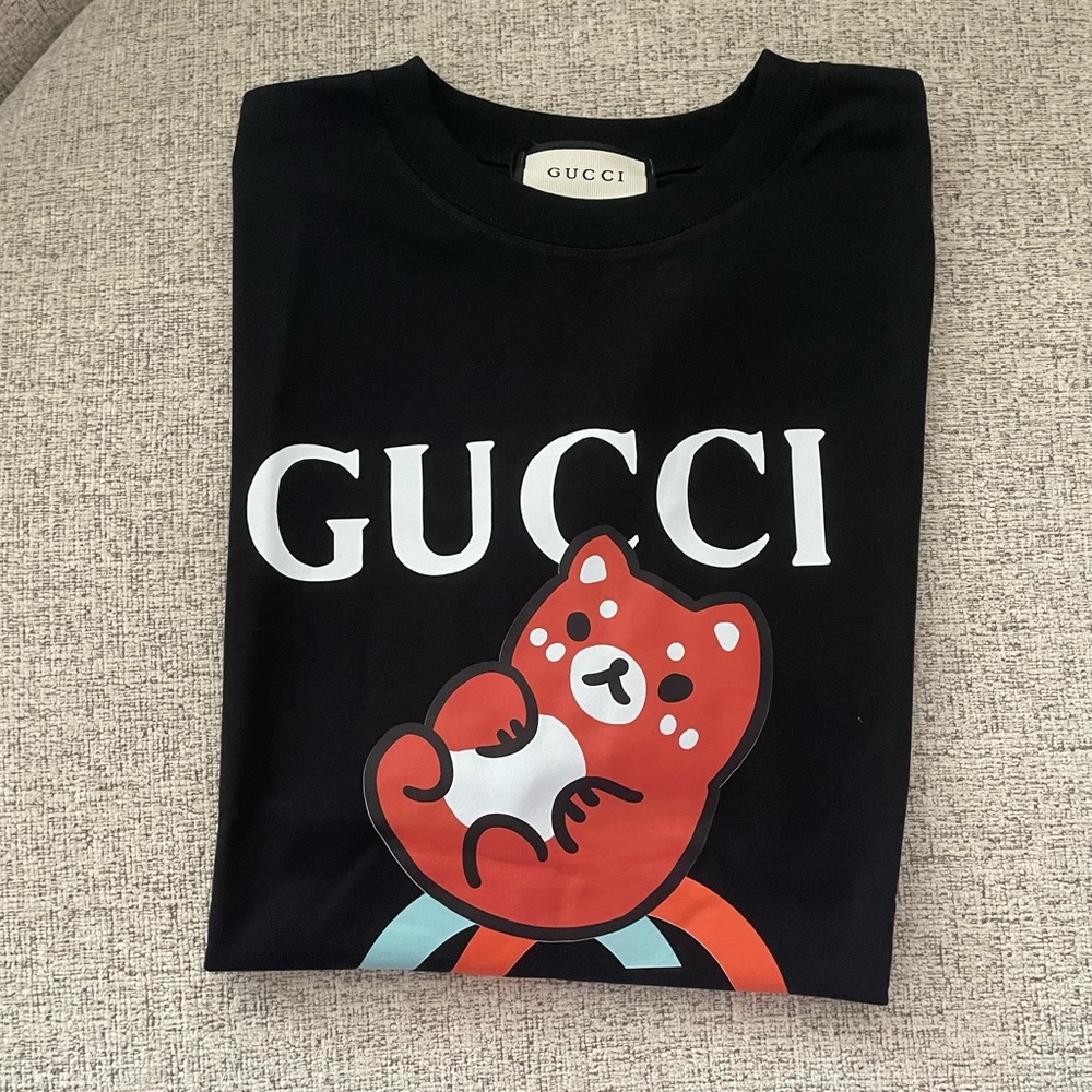 Gucci oversize black t-shirt